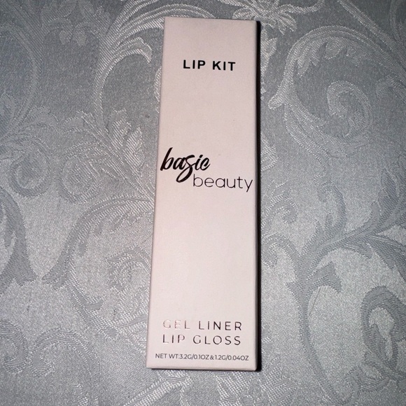 Basie Beauty  PINOT GRIGIO LIP KIT  Gel Liner & Lip Gloss, New in Box - Picture 7 of 7